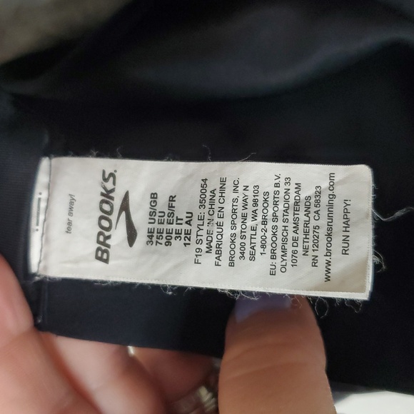 Brooks Maia Mid-Impact Underwire Sports Bra Size 34E Black Grey Marbled - Picture 8 of 11